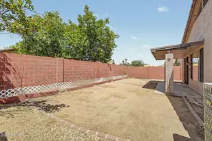 6622 W Golden Ln, Glendale, AZ 85302 - Photo 38