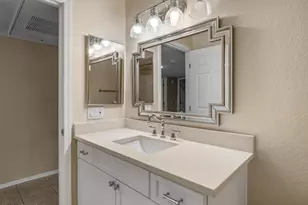9745 N 95th St, Scottsdale, AZ 85258 - Photo 24