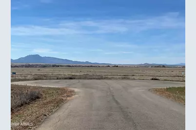 10031 E Silent River Road #49, Prescott Valley, AZ 86315 - Photo 4