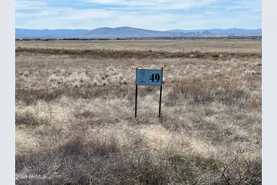 10031 E Silent River Road #49, Prescott Valley, AZ 86315 - Photo 6