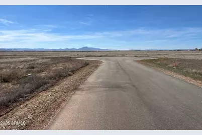 10031 E Silent River Road #49, Prescott Valley, AZ 86315 - Photo 2