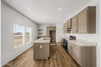 23061 W Milton Drive, Wittmann, AZ 85361 - Photo 8