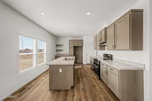 23061 W Milton Dr, Wittmann, AZ 85361 - Photo 8