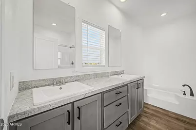 23061 W Milton Drive, Wittmann, AZ 85361 - Photo 18