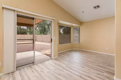 12566 W Palm Lane, Avondale, AZ 85392 - Photo 4