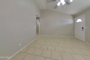 3234 W Larkspur Dr, Phoenix, AZ 85029 - Photo 2