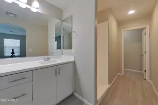 12564 W Hummingbird Terrace, Peoria, AZ 85383 - Photo 10
