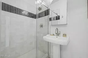 730 W Lynwood St, Phoenix, AZ 85007 - Photo 20