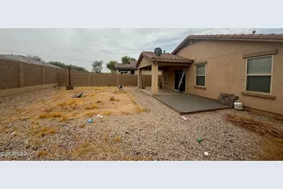 17778 W Red Bird Road, Surprise, AZ 85387 - Photo 6