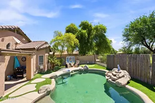 15341 W Maui Ln, Surprise, AZ 85379 - Photo 8