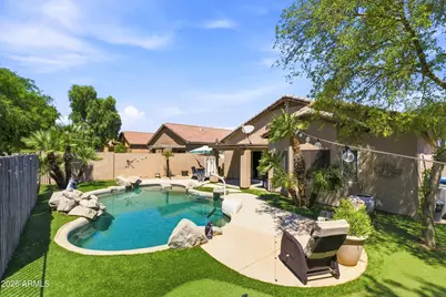 15341 W Maui Lane, Surprise, AZ 85379 - Photo 12