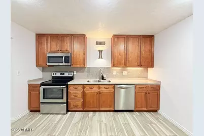 3033 W Caribbean Lane, Phoenix, AZ 85053 - Photo 10