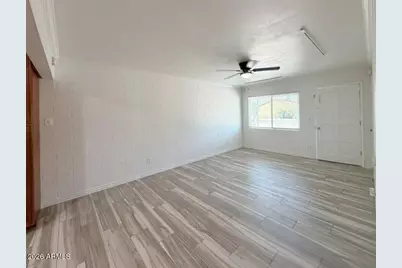 3033 W Caribbean Lane, Phoenix, AZ 85053 - Photo 6
