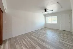 3033 W Caribbean Ln, Phoenix, AZ 85053 - Photo 6