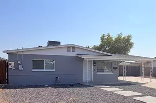 3033 W Caribbean Ln, Phoenix, AZ 85053 - Photo 2