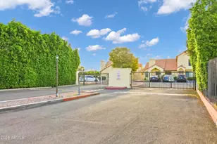 455 S Mesa Dr, Mesa, AZ 85210 - Photo 26