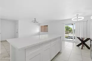5525 E Thomas Rd, Phoenix, AZ 85018 - Photo 6