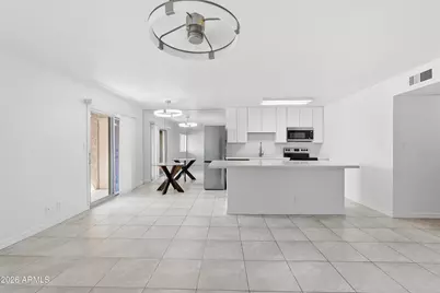 5525 E Thomas Road #Unit G7, Phoenix, AZ 85018 - Photo 1