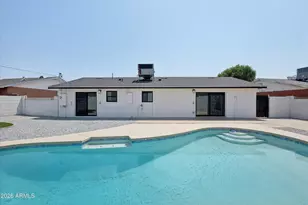 12240 N 26th Dr, Phoenix, AZ 85029 - Photo 32