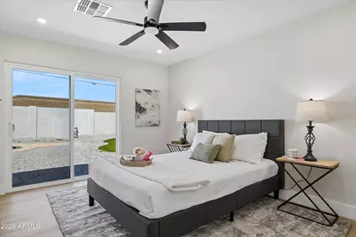 12240 N 26th Drive, Phoenix, AZ 85029 - Photo 16