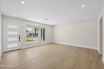 12240 N 26th Drive, Phoenix, AZ 85029 - Photo 16