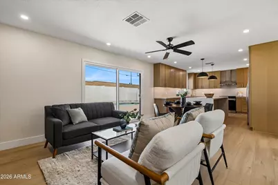 12240 N 26th Drive, Phoenix, AZ 85029 - Photo 10