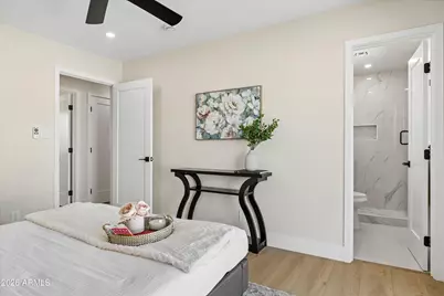 12240 N 26th Drive, Phoenix, AZ 85029 - Photo 18