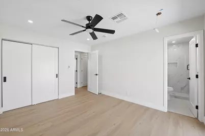 12240 N 26th Drive, Phoenix, AZ 85029 - Photo 14