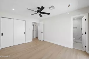 12240 N 26th Dr, Phoenix, AZ 85029 - Photo 14