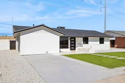 12240 N 26th Drive, Phoenix, AZ 85029 - Photo 2