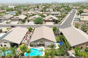10405 W Patrick Ln, Peoria, AZ 85383 - Photo 28