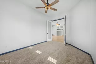 1902 E Desert Ln, Phoenix, AZ 85042 - Photo 32