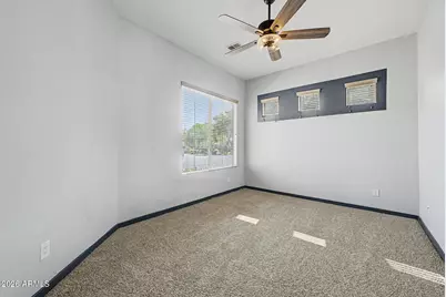 1902 E Desert Lane, Phoenix, AZ 85042 - Photo 32