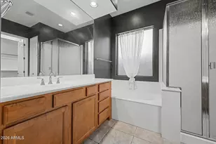 1902 E Desert Ln, Phoenix, AZ 85042 - Photo 22
