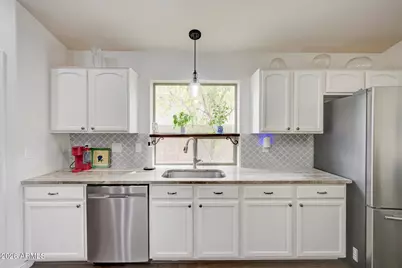 41389 W Hayden Drive, Maricopa, AZ 85138 - Photo 22