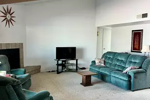 3081 E Cannon Dr, Phoenix, AZ 85028 - Photo 2