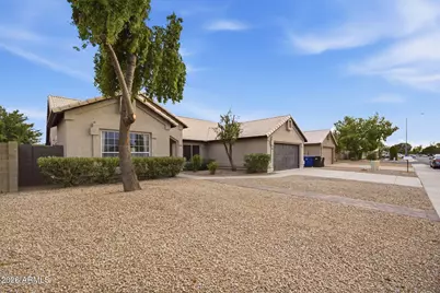 6629 E Fairbrook Circle, Mesa, AZ 85205 - Photo 2