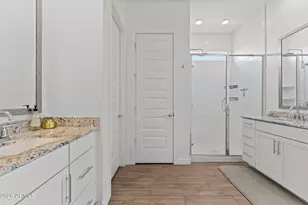 18951 W Shaw Butte Dr, Surprise, AZ 85388 - Photo 32