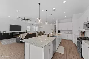 18951 W Shaw Butte Dr, Surprise, AZ 85388 - Photo 18