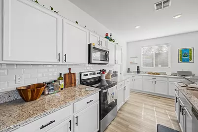 2856 W Monte Way, Laveen, AZ 85339 - Photo 10