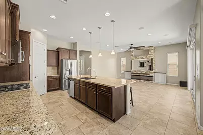 16134 W Monterosa Street, Goodyear, AZ 85395 - Photo 18