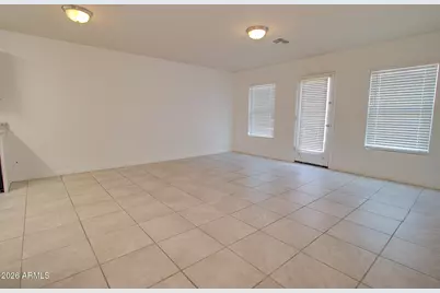 112 W Watson Place, Casa Grande, AZ 85122 - Photo 12