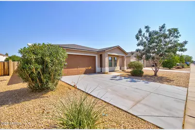 112 W Watson Place, Casa Grande, AZ 85122 - Photo 2