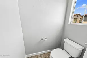 2012 N 78th Glen, Phoenix, AZ 85035 - Photo 34