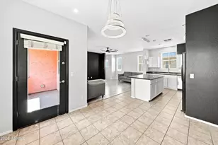 2012 N 78th Glen, Phoenix, AZ 85035 - Photo 2