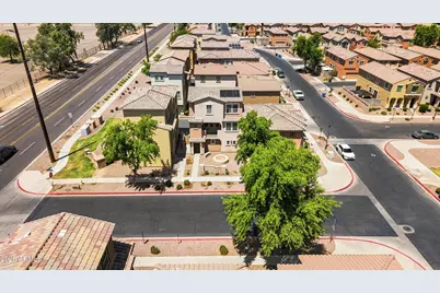 2012 N 78th Glen, Phoenix, AZ 85035 - Photo 28