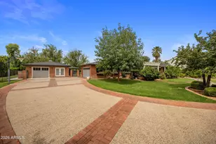 334 E Glenn Dr, Phoenix, AZ 85020 - Photo 52