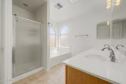 851 W Palo Verde Street, Gilbert, AZ 85233 - Photo 22