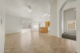 851 W Palo Verde St, Gilbert, AZ 85233 - Photo 8