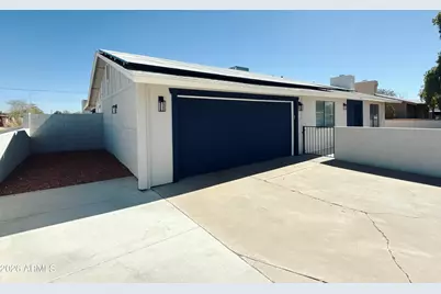 13028 W Greenway Road, Surprise, AZ 85374 - Photo 2